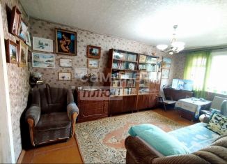 Продаю 2-комнатную квартиру, 44 м2, Старый Оскол, микрорайон Жукова, 12