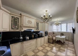 Продам 2-ком. квартиру, 60.9 м2, Краснодарский край, улица Петра Метальникова, 28