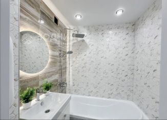 Продаю 1-ком. квартиру, 43.3 м2, Чебоксары, улица Композитора Васильева, 9к1