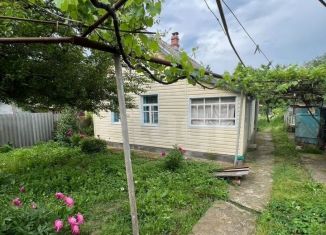 Продаю дом, 50 м2, поселок городского типа Ильский, улица Урицкого, 11