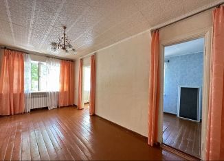 Продаю трехкомнатную квартиру, 41.8 м2, Республика Башкортостан, улица Аксакова, 3