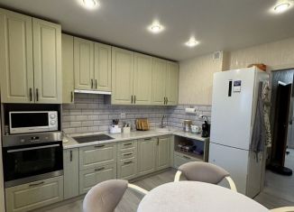 Продажа двухкомнатной квартиры, 65 м2, Ярославль, Суздальская улица