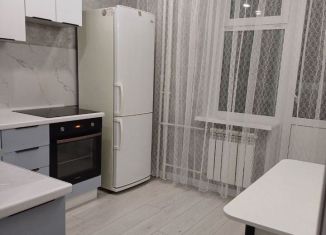 Продам однокомнатную квартиру, 40 м2, Чебоксары, улица Композитора Васильева, 9к1