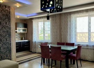 Трехкомнатная квартира на продажу, 107 м2, Иркутск, улица Рабочего Штаба, 1/5