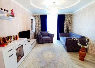 Продаю двухкомнатную квартиру, 72 м2, Курск, улица Льва Толстого, 21