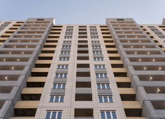 Продам 2-ком. квартиру, 54.1 м2, Липецк, Молодёжная улица, 9