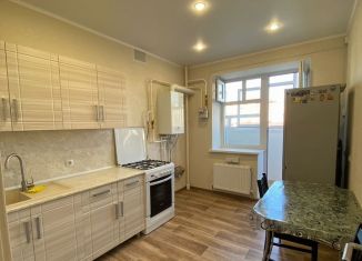 Продам многокомнатную квартиру, 40 м2, Республика Башкортостан, улица Декабристов, 3В