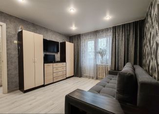 Продается 2-ком. квартира, 40 м2, Псковская область, Рижский проспект, 35