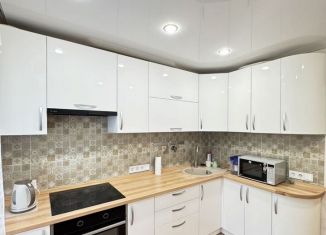 Продается 2-комнатная квартира, 55 м2, Йошкар-Ола, улица Воинов-Интернационалистов, 26, микрорайон Восточный