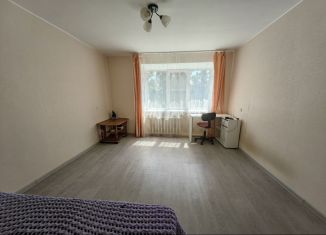 Сдается в аренду двухкомнатная квартира, 48.4 м2, Волхов, улица Профсоюзов, 4А