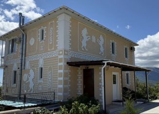 Продается дом, 250 м2, Крым, улица Аметхан Султана, 93