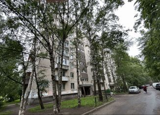 Продам многокомнатную квартиру, 62.7 м2, Санкт-Петербург, метро Улица Дыбенко, Искровский проспект, 9