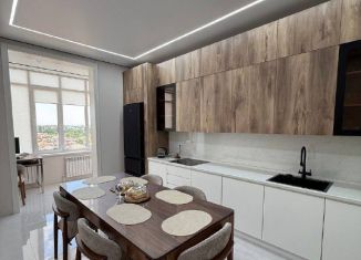 Продам 3-ком. квартиру, 114.9 м2, Грозный, проспект Ахмат-Хаджи Абдулхамидовича Кадырова, 181/1