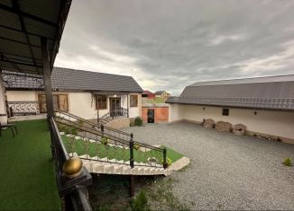 Продаю дом, 250 м2, Назрань, улица С.С. Осканова