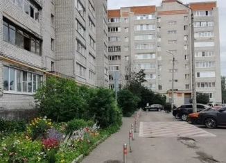 Четырехкомнатная квартира на продажу, 74 м2, Алексин, Тульская улица, 129/26