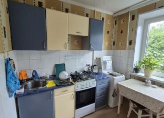 Продается однокомнатная квартира, 30 м2, Старый Оскол, улица Щепкина, 15