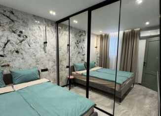 Сдаю 2-ком. квартиру, 36 м2, Сочи, Дагомысская улица, 27, микрорайон Больничный Городок