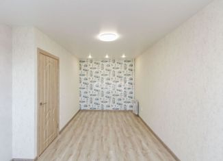 Продам 1-ком. квартиру, 32 м2, Тюмень, улица Алексея Леонова, 32, ЖК Тура-2