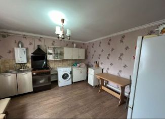 Продажа 3-ком. квартиры, 60 м2, посёлок Сенной, улица Мира, 26