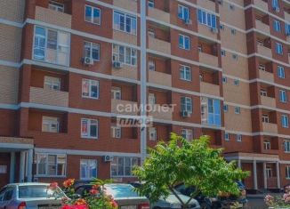 Продам 1-ком. квартиру, 37 м2, Горячий Ключ, Рябиновая улица, 2Вк1