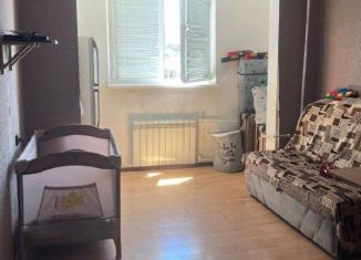 Продаю 2-комнатную квартиру, 45 м2, Нальчик, улица 2-й Таманской Дивизии, 31/1