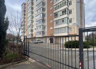 2-комнатная квартира на продажу, 68 м2, Симферополь, улица Батурина, 13Б
