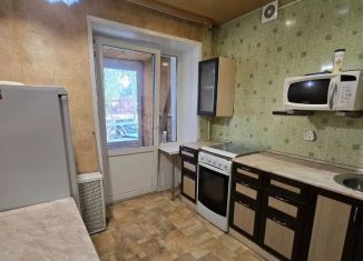 2-ком. квартира на продажу, 44 м2, Воткинск, улица Курчатова, 16