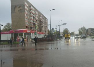 Продам 1-ком. квартиру, 27.9 м2, Сарапул, улица Азина, 87