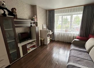 Продаю двухкомнатную квартиру, 47 м2, Мелеуз, улица Матросова, 15