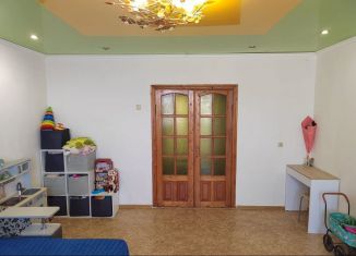 Продажа 3-ком. квартиры, 67 м2, Армянск, микрорайон имени Генерала Корявко, 17