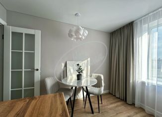 Продам 2-комнатную квартиру, 46 м2, Калуга, улица Петра Тарасова, 18