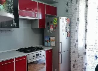 Продам двухкомнатную квартиру, 56.3 м2, село Мариинский, Лазурная улица, 11