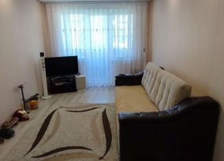 Продам 2-ком. квартиру, 44 м2, Златоуст, 3-й микрорайон проспекта имени Ю.А. Гагарина, 35