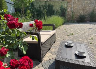 Продажа дома, 88 м2, поселок городского типа Новофёдоровка, переулок 30-го Авиаполка, 1