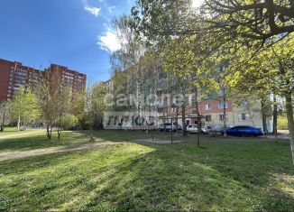 Сдаю в аренду четырехкомнатную квартиру, 67.4 м2, Дмитров, микрорайон имени К.А. Аверьянова, 8