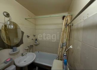 Продаю 1-ком. квартиру, 31 м2, Серпухов, Советская улица, 112