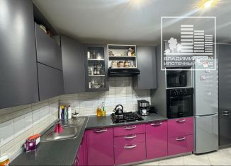 Продается 3-ком. квартира, 75.7 м2, Владимир, улица Левино Поле, 47