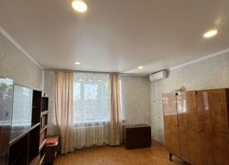 Однокомнатная квартира на продажу, 34 м2, Армавир, улица Советской Армии, 214
