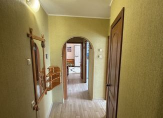 Продам трехкомнатную квартиру, 54.2 м2, Сарапул, улица Азина, 144