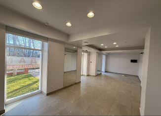 Продам торговую площадь, 63.3 м2, Крым, улица Фрунзе, 41