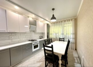 2-ком. квартира на продажу, 62.2 м2, посёлок Пригородный, Центральная улица, 5Б