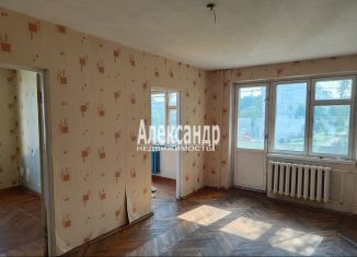 Продажа 4-ком. квартиры, 61.6 м2, Ломоносов, улица Федюнинского, 3к2