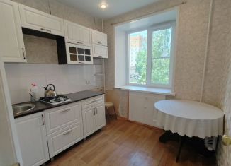 Продам 1-комнатную квартиру, 32 м2, Северодвинск, Советская улица, 58