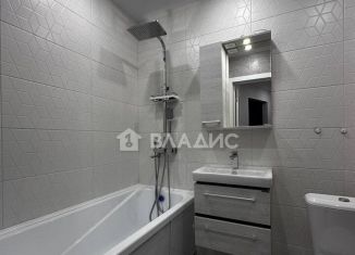 Продаю 1-комнатную квартиру, 40.8 м2, Благовещенск, ЖК Лазурный Берег, Заводская улица, 2/4