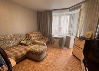 Продаю 1-ком. квартиру, 27.3 м2, Кирово-Чепецк, улица Алексея Некрасова, 29