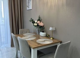 Сдается двухкомнатная квартира, 65 м2, Смоленск, Ипподромный проезд