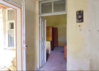 Продаю 1-комнатную квартиру, 30.7 м2, Симферополь, улица Ленина, 19