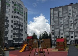 Продам 2-ком. квартиру, 60 м2, деревня Коневка, Лесная аллея, 2