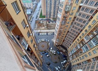 Продается двухкомнатная квартира, 54 м2, Дагестан, улица Времена Года, 15