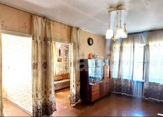 Продается 4-комнатная квартира, 54.3 м2, Ейск, Одесская улица, 242